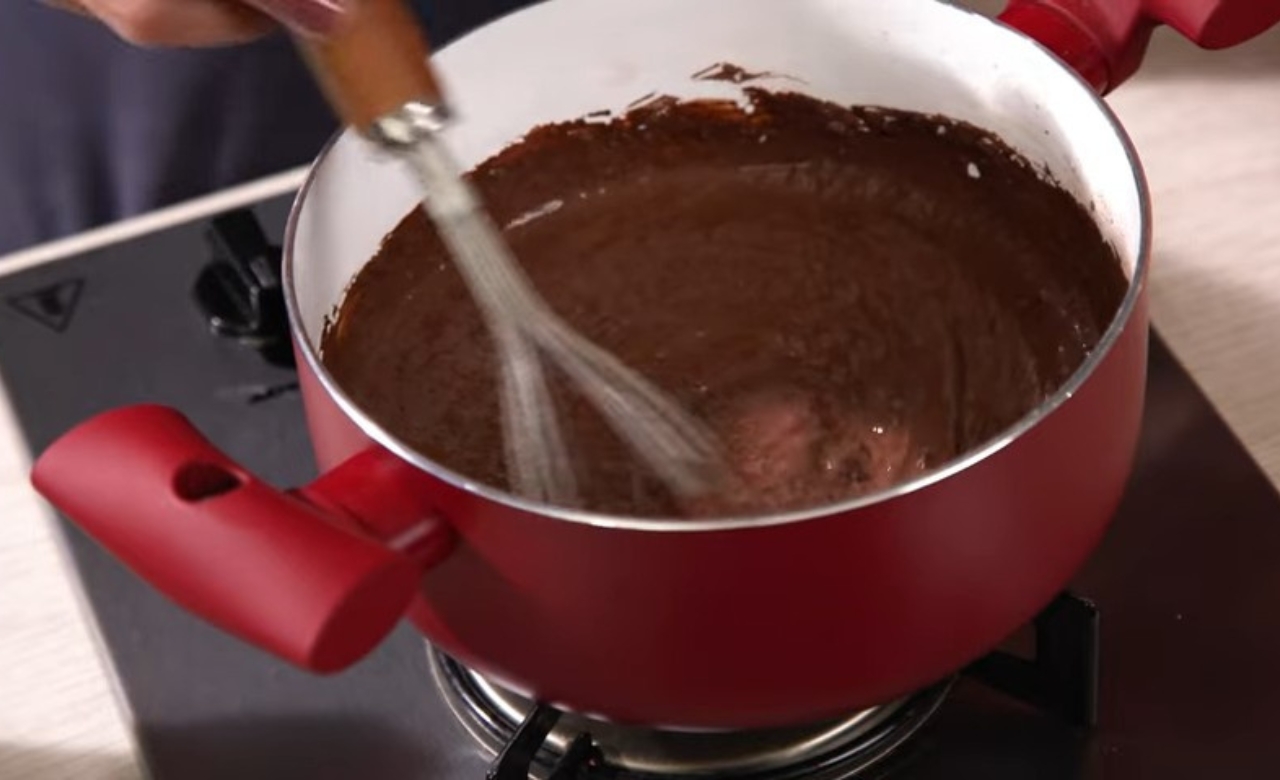 Passo 5 - Finalizando a calda